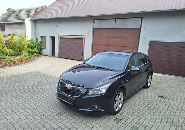 Chevrolet Cruze cena 22900 przebieg: 126321, rok produkcji 2012 z Rawicz małe 254